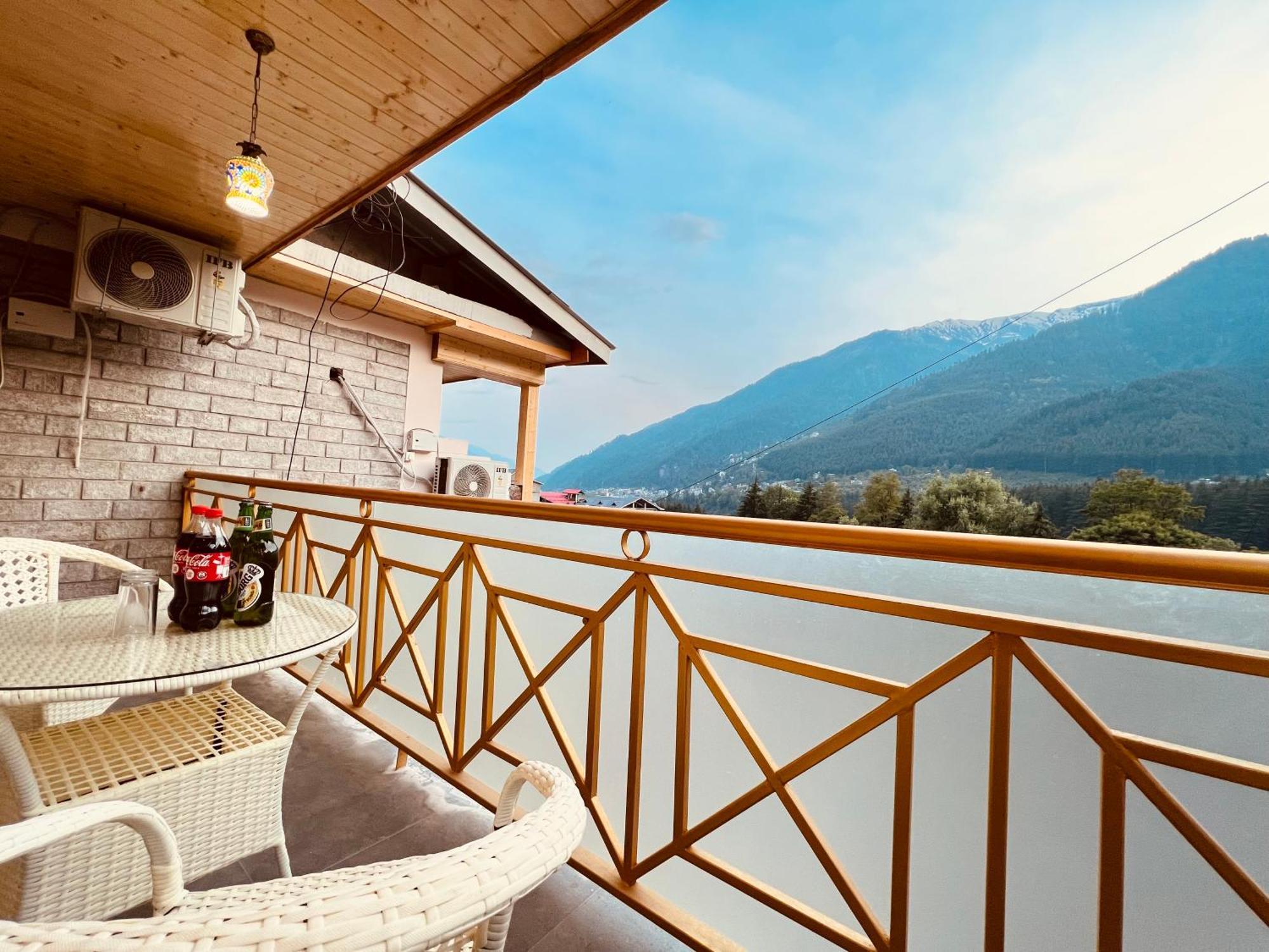 Hill River Resort - Central Heated & Air Cooled Manali  Exterior photo